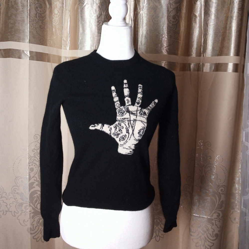 A Vintage Pullover sweater